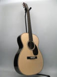 Vintage OM Acoustic Guitar from master builder Dana Bourgeois. Carpathian spruce top, Indian rosewood back and sides. A really beautiful sounding fingerstyle instrument.